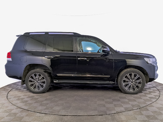 фото Toyota Land Cruiser 200 2019