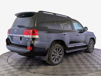 фото Toyota Land Cruiser 200 2019