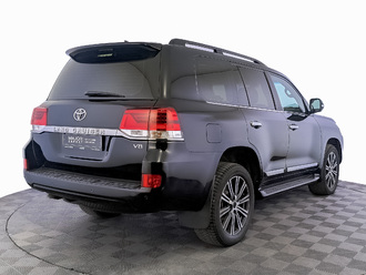 фото Toyota Land Cruiser 200 2019
