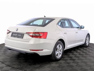фото Skoda Superb III 2019