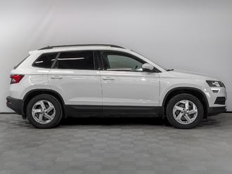 фото Skoda Karoq 2021