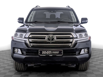 фото Toyota Land Cruiser 200 2016