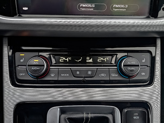 Фото Geely Atlas с пробегом