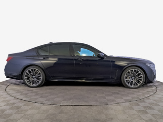 фото BMW 7 (G11/G12) 2021