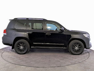 фото Toyota Land Cruiser 200 2016