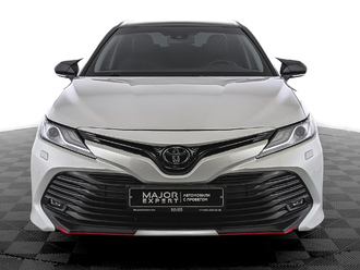 фото Toyota Camry VIII 2020