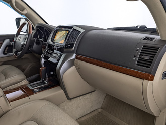 фото Toyota Land Cruiser 200 2014
