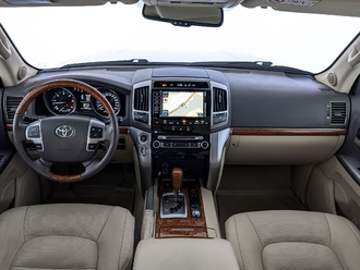 фото Toyota Land Cruiser 200 2014