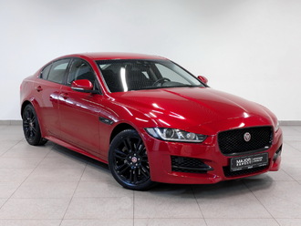 фото Jaguar XE 2017