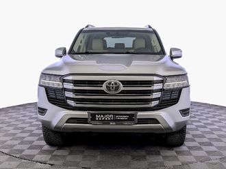 фото Toyota Land Cruiser 300 2022