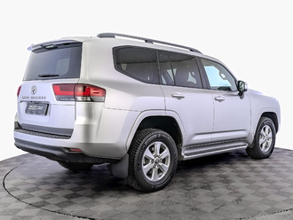 фото Toyota Land Cruiser 300 2022