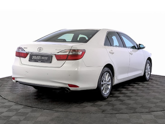 фото Toyota Camry VII 2016