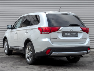 Фото Mitsubishi Outlander с пробегом