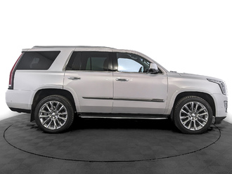 фото Cadillac Escalade IV (GMT K2XL) 2019