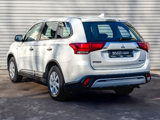 Фото Mitsubishi Outlander с пробегом