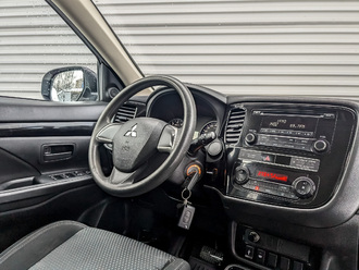 Mitsubishi Outlander с пробегом в автосалоне Форис Авто