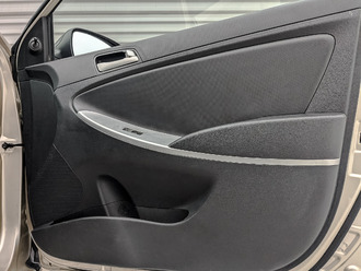 Фото Hyundai Solaris с пробегом