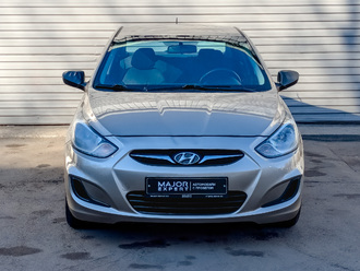 Фото Hyundai Solaris с пробегом