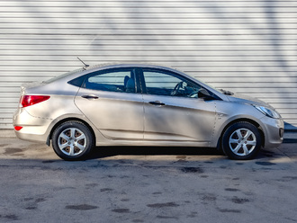 Фото Hyundai Solaris с пробегом