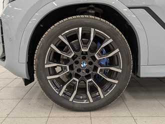 фото BMW X6 (G06) 2024