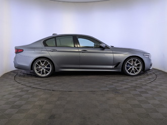 фото BMW 5 (G30/F90) 2020