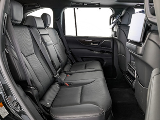фото Lexus LX IV 2024