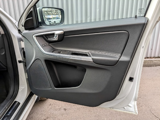 фото Volvo XC60 2015 с пробегом