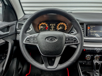 Фото Lada Vesta с пробегом