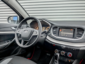 Фото Lada Vesta с пробегом