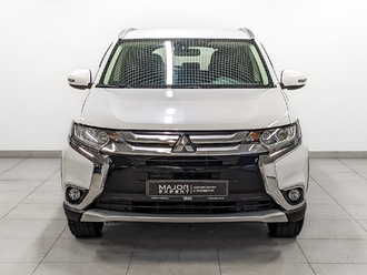 фото Mitsubishi Outlander III 2018