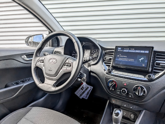Фото Hyundai Solaris с пробегом
