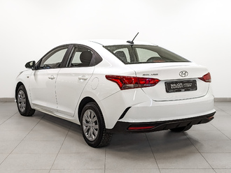 Фото Hyundai Solaris с пробегом