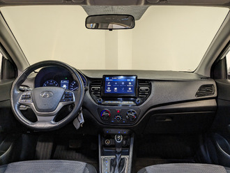 Фото Hyundai Solaris с пробегом