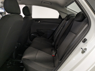 Фото Hyundai Solaris с пробегом