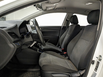 Фото Hyundai Solaris с пробегом
