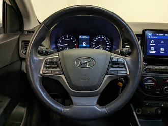 Фото Hyundai Solaris с пробегом