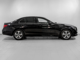 фото Mercedes-Benz E (W/S213) 2019