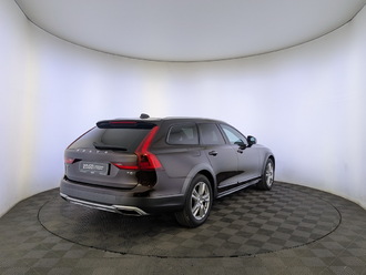 фото Volvo V90 CC 2018