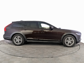 фото Volvo V90 CC 2018