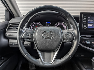 Toyota Camry с пробегом в автосалоне Форис Авто