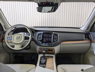 фото Volvo XC90 2017 с пробегом