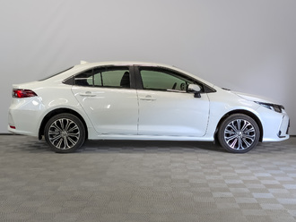 фото Toyota Corolla XII 2020