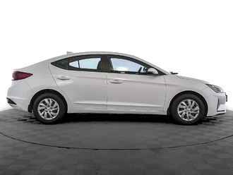 фото Hyundai Elantra VI 2019