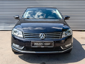 фото Volkswagen Passat B7 2012