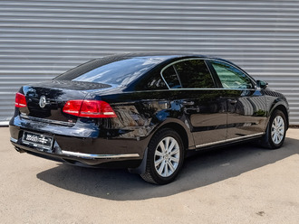 фото Volkswagen Passat B7 2012
