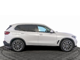 фото BMW X5 (G05/F95) 2021