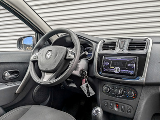 Фото Renault Logan с пробегом