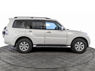 фото Mitsubishi Pajero IV 2021