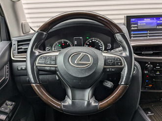 Lexus LX с пробегом в автосалоне Форис Авто