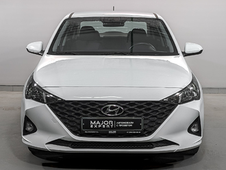 фото Hyundai Solaris II 2020